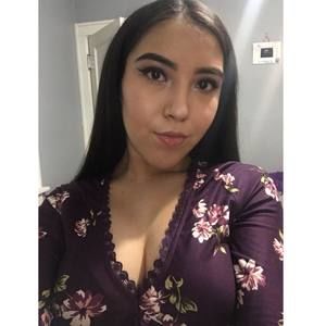 Meet your Posher, Nayeli